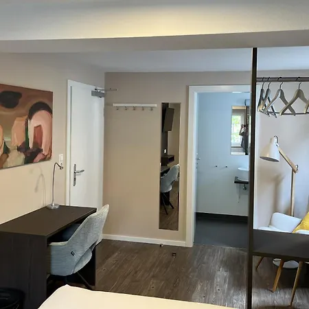 בית הארחה No8 3*